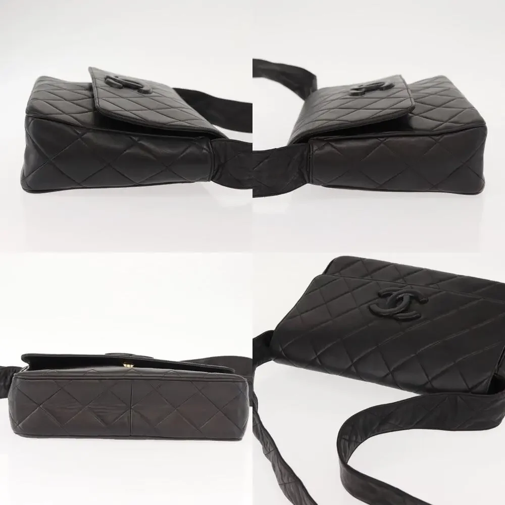 Chanel Matelasse Shoulder Bag - Picture 3 of 8